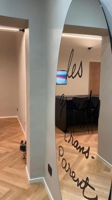 Meh Luxury Apartment City Centre Bari Exteriör bild